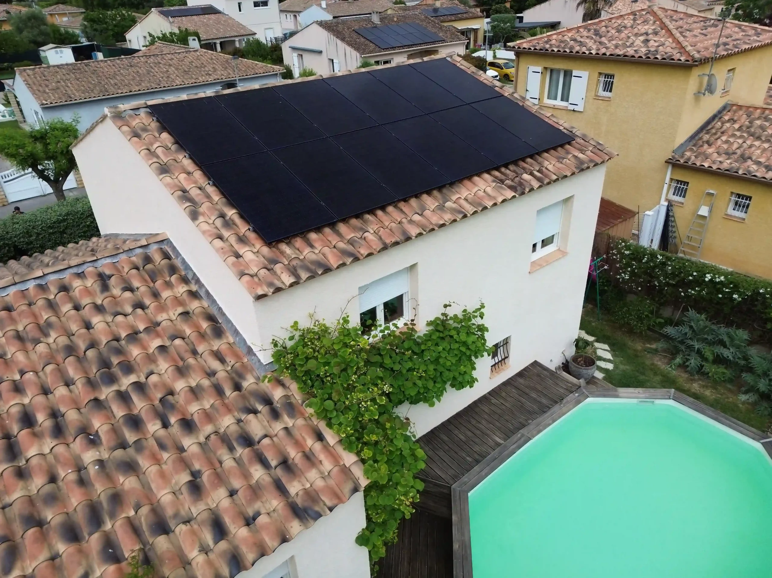 Maison équipée de panneaux solaire